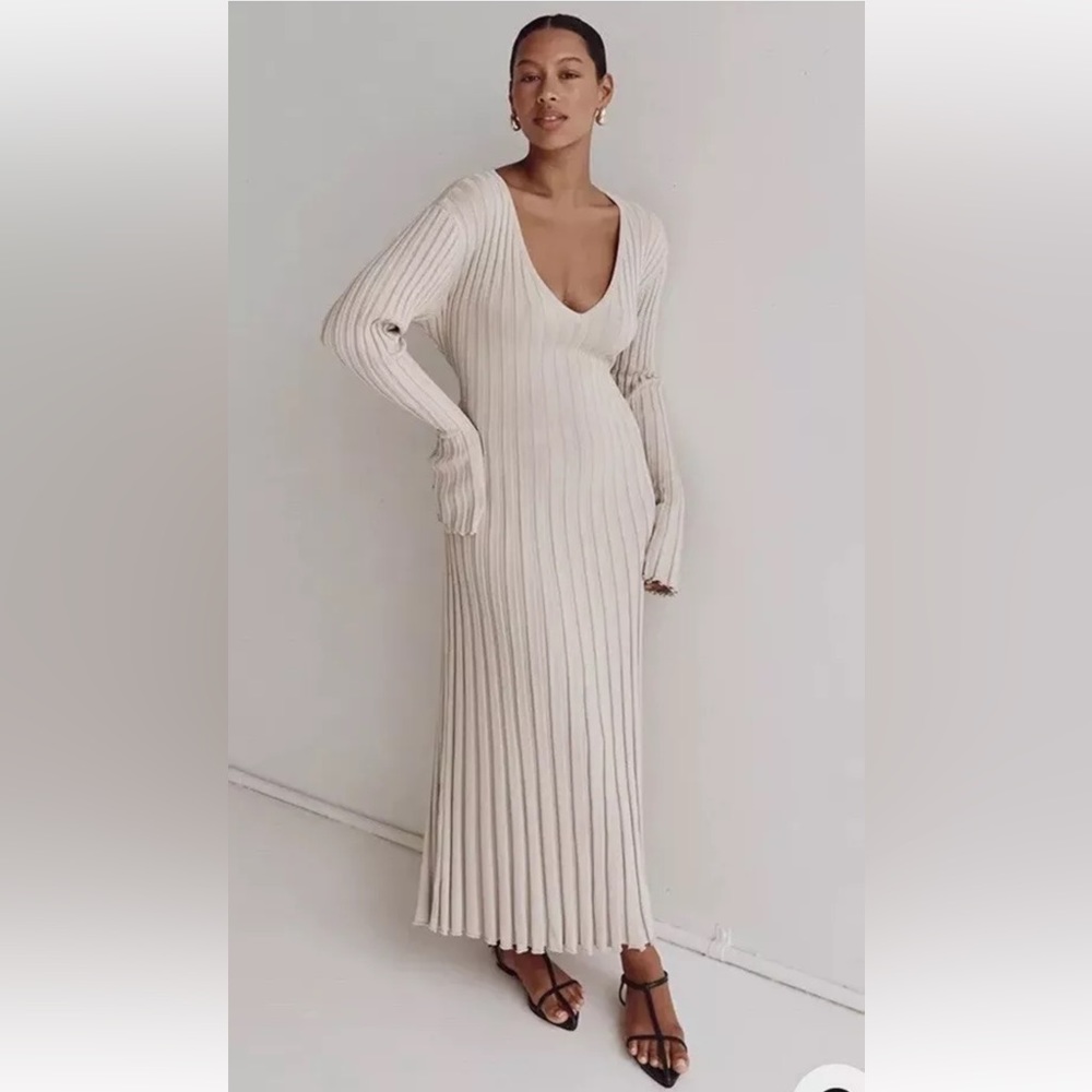 DISSH reign dress in stone size small